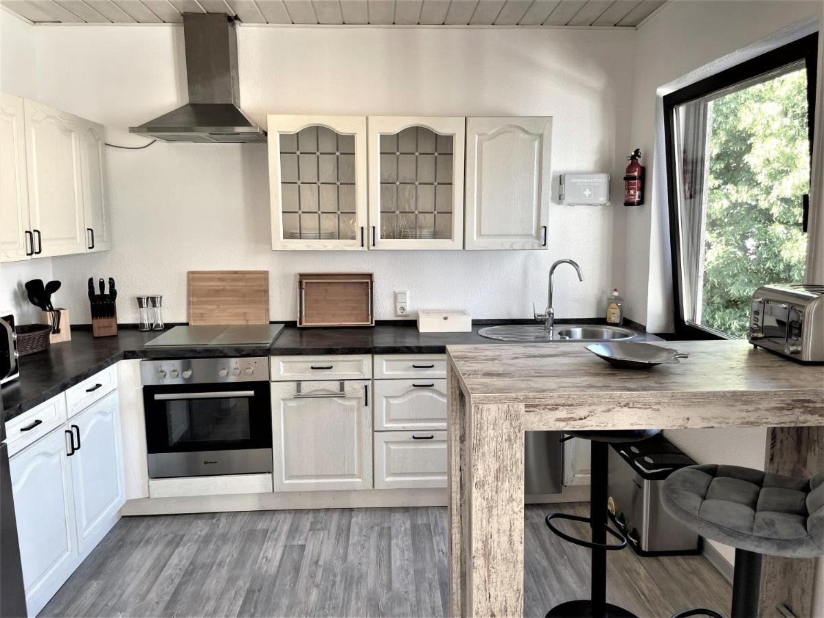 Traumaussicht Kamin Balkon Burgblick 65 Zoll Tv Netflix Sky Joyn Lindenplatz Apartment Bullay Exterior photo