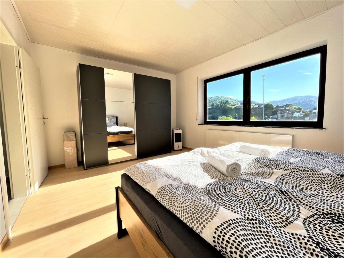 Traumaussicht Kamin Balkon Burgblick 65 Zoll Tv Netflix Sky Joyn Lindenplatz Apartment Bullay Exterior photo